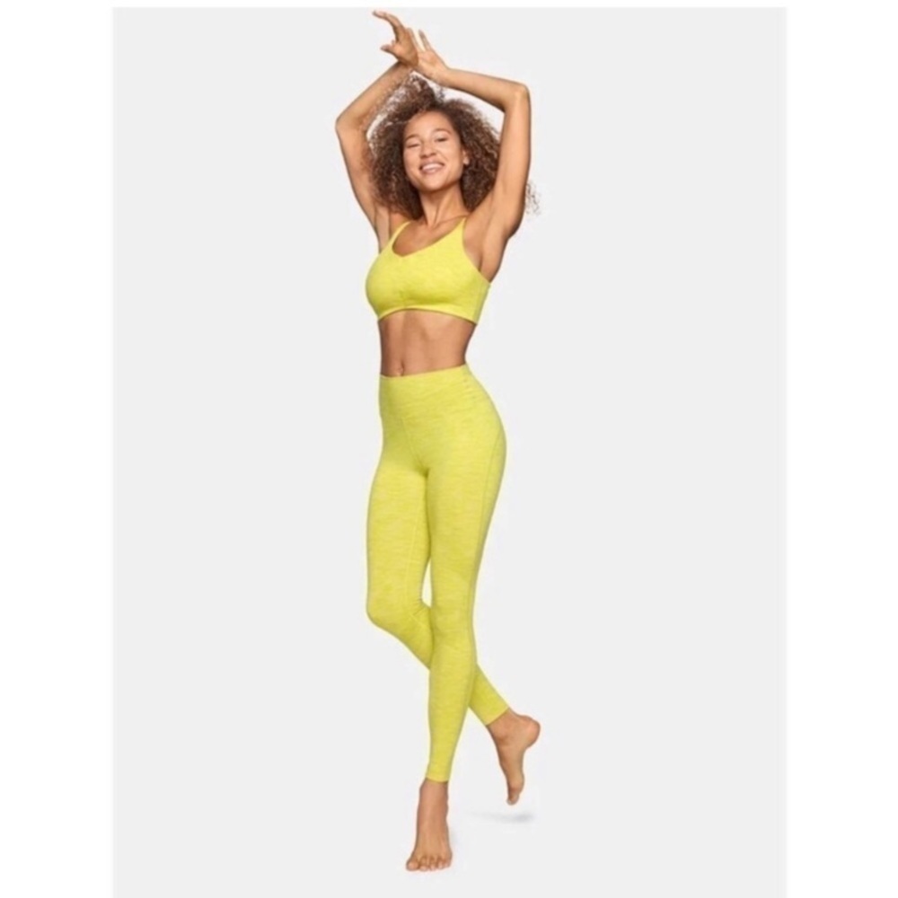 Outdoor Voices Freeform Leggings Size XS Yellow  Athleisure Gym Workout Pilates